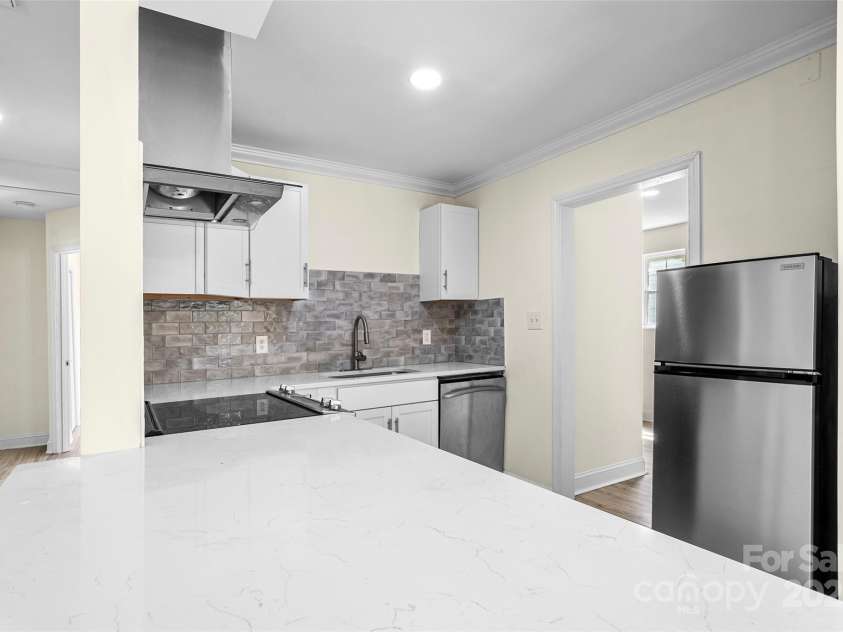 1122 Oconee Avenue, Rock Hill, SC 29732.  MLS# CAR4272244, YatesRealty ID 23044. 