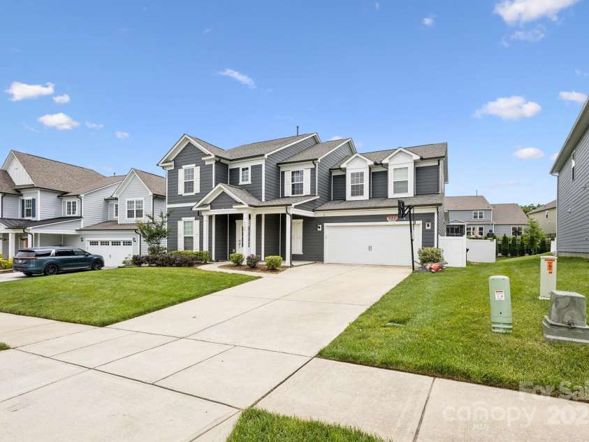 4029 Spring Garden Street, Fort Mill, SC 29715.  MLS# CAR4263052, YatesRealty ID 23046. 