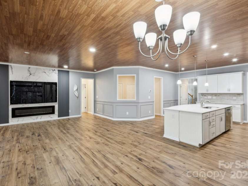 4029 Spring Garden Street, Fort Mill, SC 29715.  MLS# CAR4263052, YatesRealty ID 23046. Open floor plan and the TV stays with the house