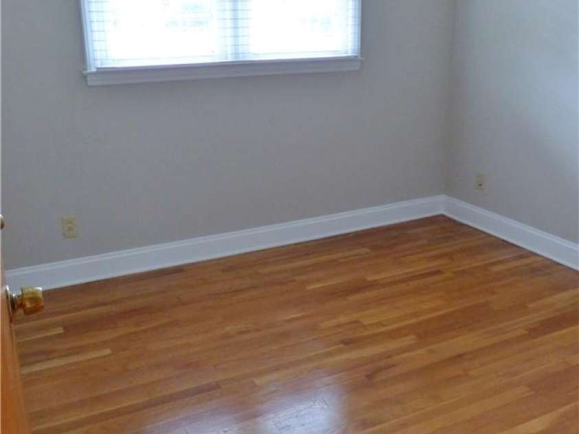 1245 Paddock Circle, Charlotte, NC 28209.  MLS# CAR4263851, YatesRealty ID 23047. One of three upstairs bedrooms