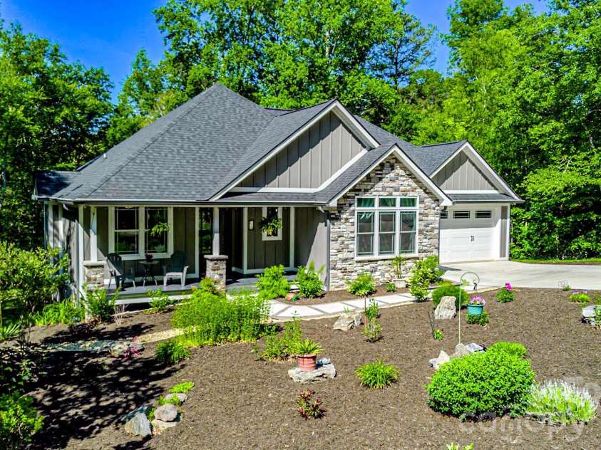 278 Hunters Trace, Rutherfordton, NC 28139.  MLS# CAR4381519, YatesRealty ID 23047. 