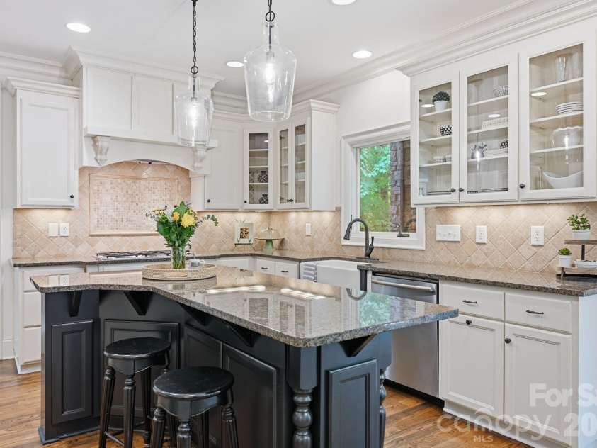 235 Grey Road, Davidson, NC 28036.  MLS# CAR4382846, YatesRealty ID 23048. 