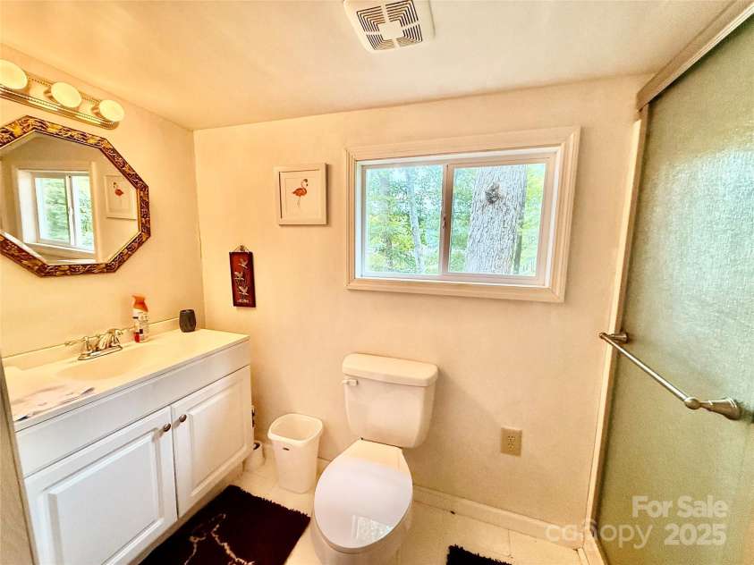 275 Kingfisher Drive, Ridgeway, SC 29180.  MLS# CAR4276233, YatesRealty ID 23048. 