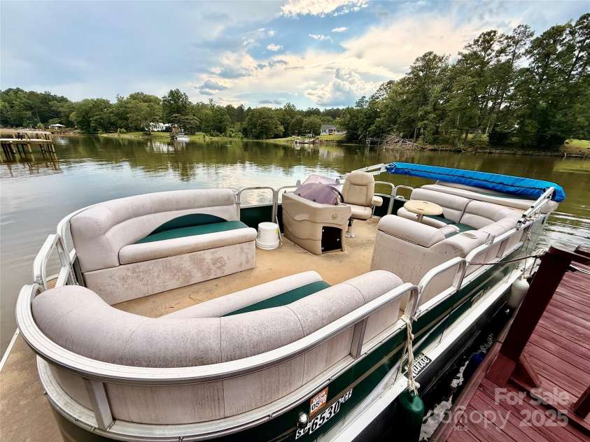 275 Kingfisher Drive, Ridgeway, SC 29180.  MLS# CAR4276233, YatesRealty ID 23048. 