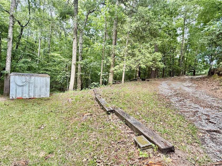 275 Kingfisher Drive, Ridgeway, SC 29180.  MLS# CAR4276233, YatesRealty ID 23048. 