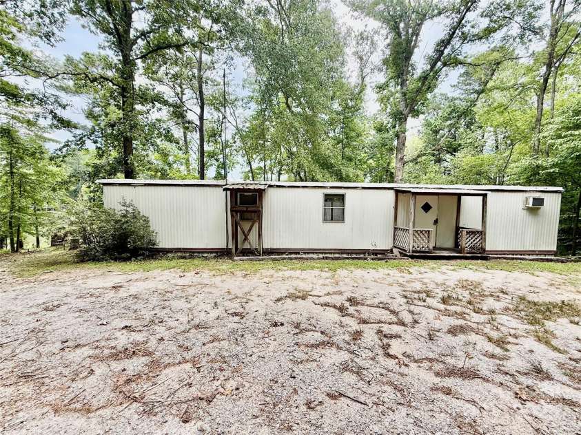 275 Kingfisher Drive, Ridgeway, SC 29180.  MLS# CAR4276233, YatesRealty ID 23048. 