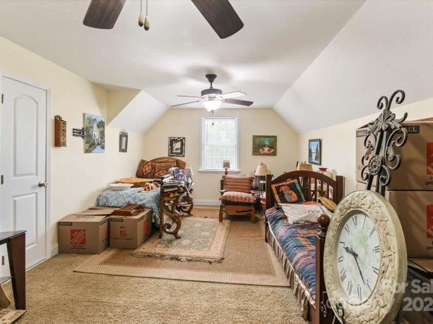 30 Linn Garden Lane, Swannanoa, NC 28778.  MLS# CAR4268908, YatesRealty ID 2305. 