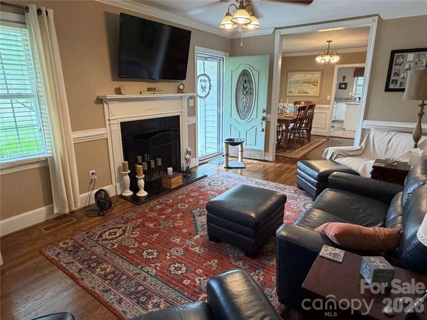 202 Stevens Drive, Kershaw, SC 29067.  MLS# CAR4382525, YatesRealty ID 23050. 