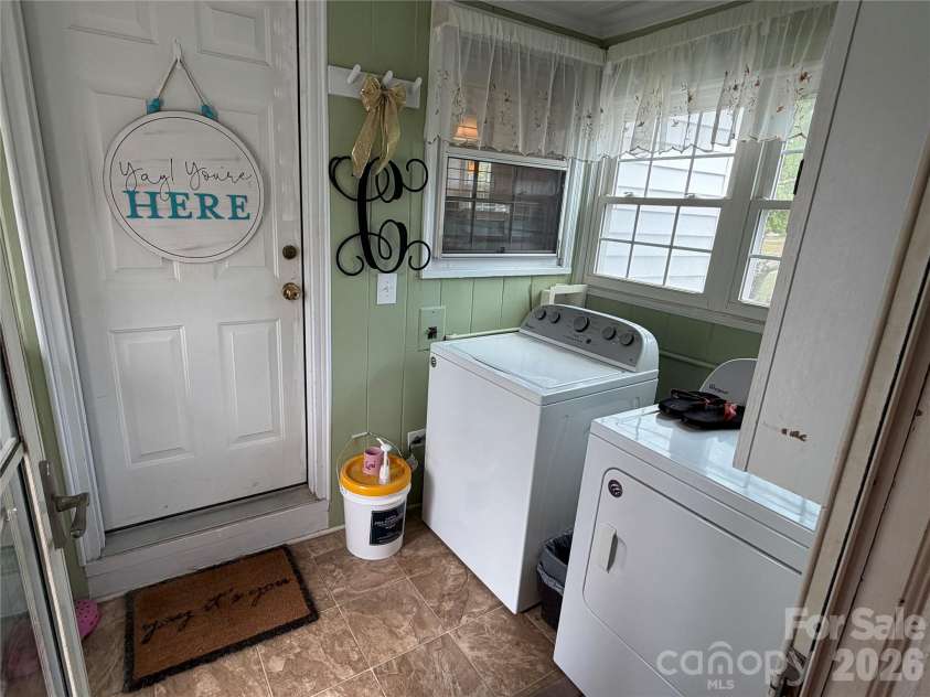 202 Stevens Drive, Kershaw, SC 29067.  MLS# CAR4382525, YatesRealty ID 23050. 