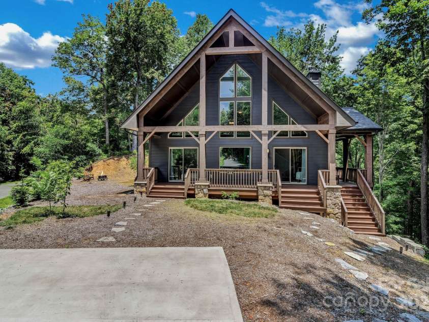 306 Feather Falls Trail, Black Mountain, NC 28711.  MLS# CAR4274840, YatesRealty ID 23050. 