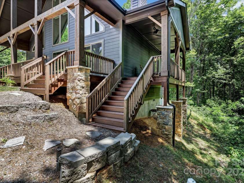 306 Feather Falls Trail, Black Mountain, NC 28711.  MLS# CAR4274840, YatesRealty ID 23050. 