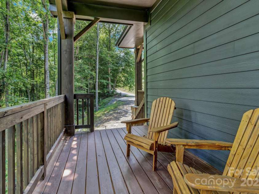 306 Feather Falls Trail, Black Mountain, NC 28711.  MLS# CAR4274840, YatesRealty ID 23050. 