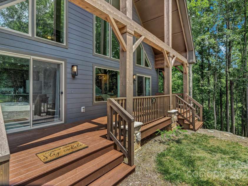 306 Feather Falls Trail, Black Mountain, NC 28711.  MLS# CAR4274840, YatesRealty ID 23050. 