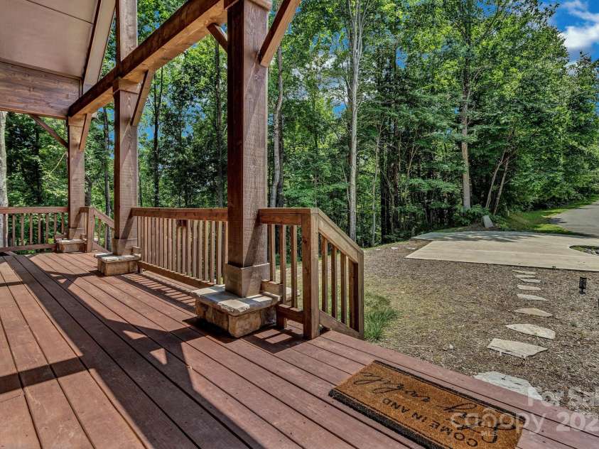 306 Feather Falls Trail, Black Mountain, NC 28711.  MLS# CAR4274840, YatesRealty ID 23050. 