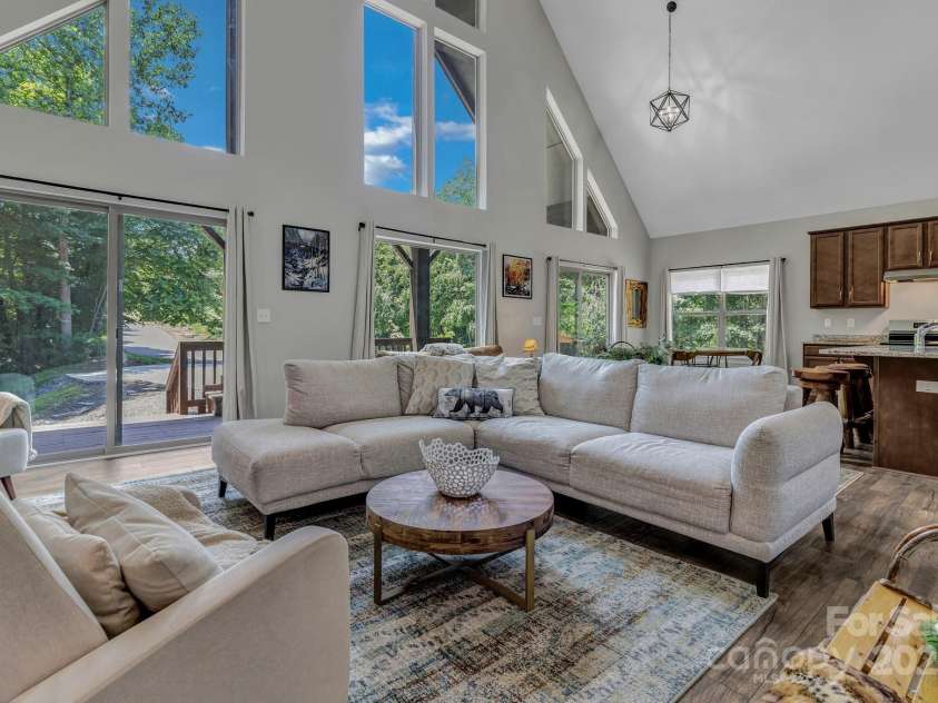 306 Feather Falls Trail, Black Mountain, NC 28711.  MLS# CAR4274840, YatesRealty ID 23050. 