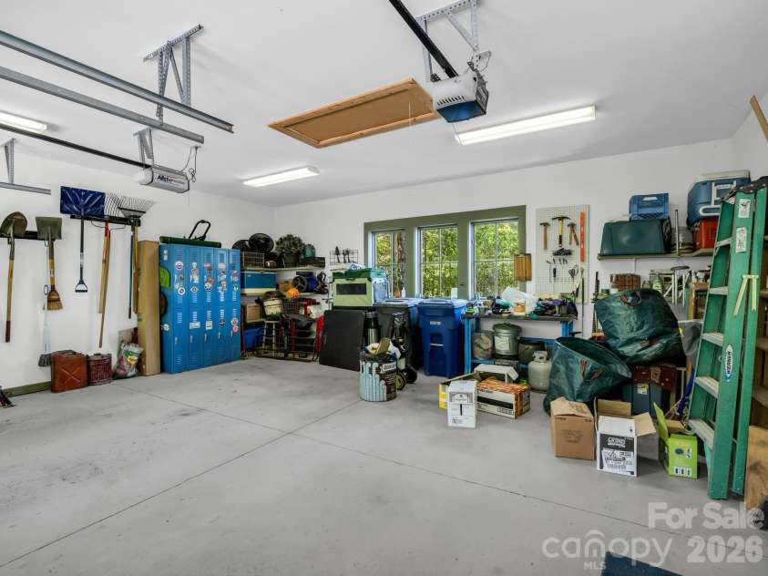 5 Longfellow Drive, Black Mountain, NC 28711.  MLS# CAR4380813, YatesRealty ID 23051. 