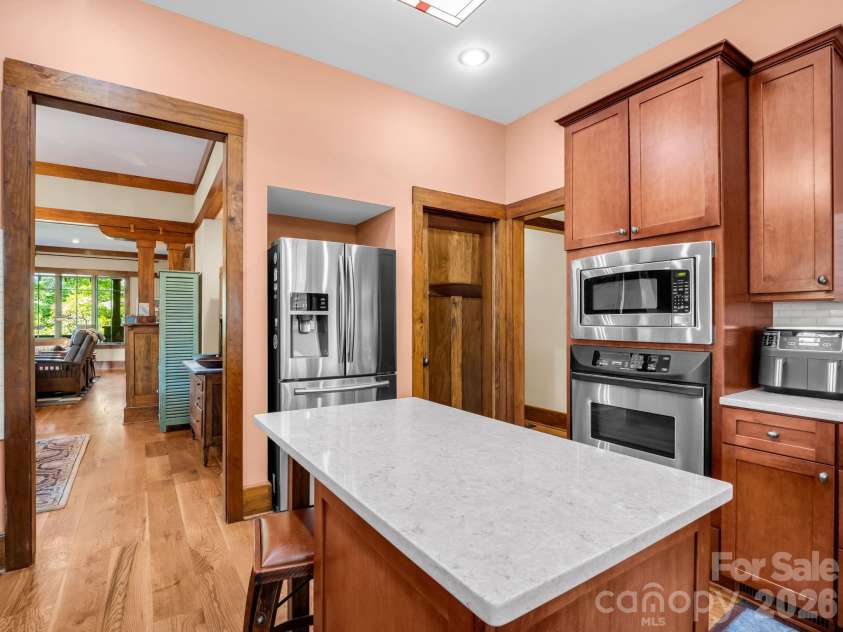 5 Longfellow Drive, Black Mountain, NC 28711.  MLS# CAR4380813, YatesRealty ID 23051. Kitchen