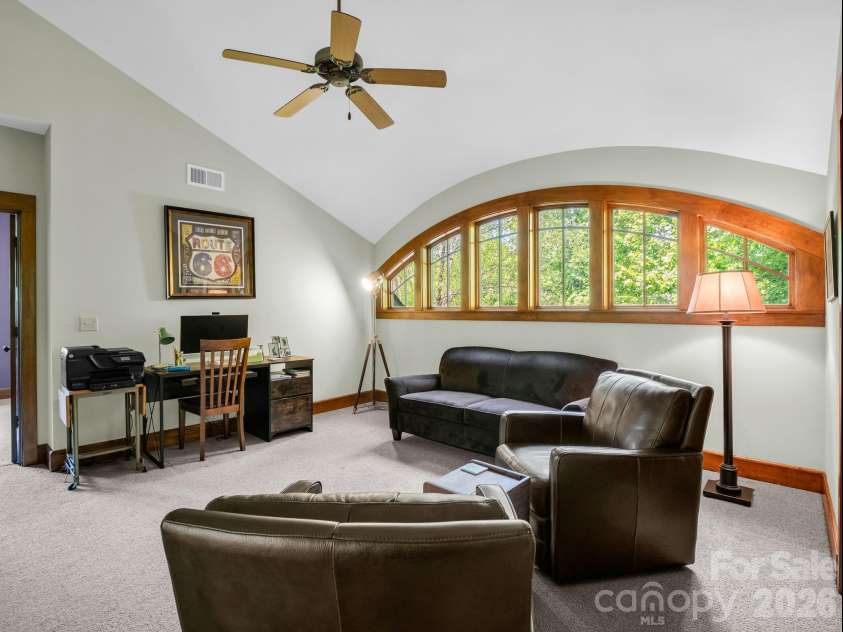 5 Longfellow Drive, Black Mountain, NC 28711.  MLS# CAR4380813, YatesRealty ID 23051. Upper Sitting Area