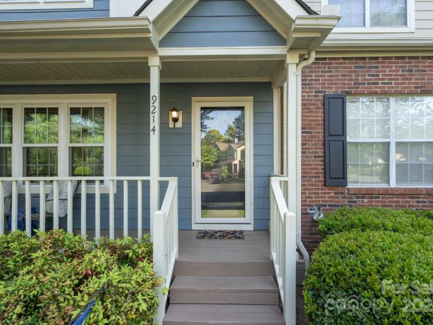 9214 Arbourgate Meadows Lane, Charlotte, NC 28277.  MLS# CAR4276061, YatesRealty ID 23051. 