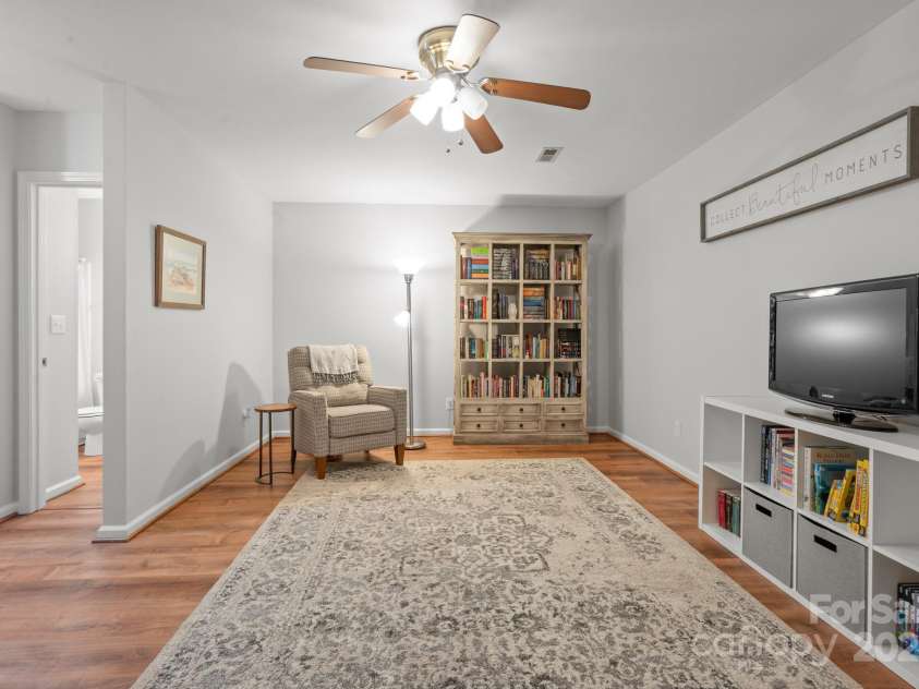 9214 Arbourgate Meadows Lane, Charlotte, NC 28277.  MLS# CAR4276061, YatesRealty ID 23051. 