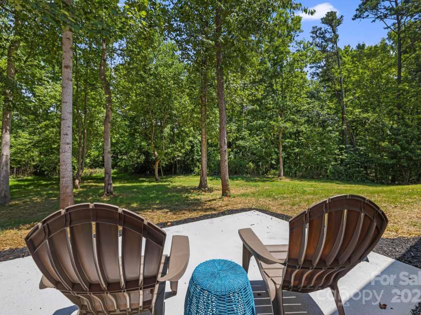22 Bachelder Lane, Candler, NC 28715.  MLS# CAR4276290, YatesRealty ID 23052. 