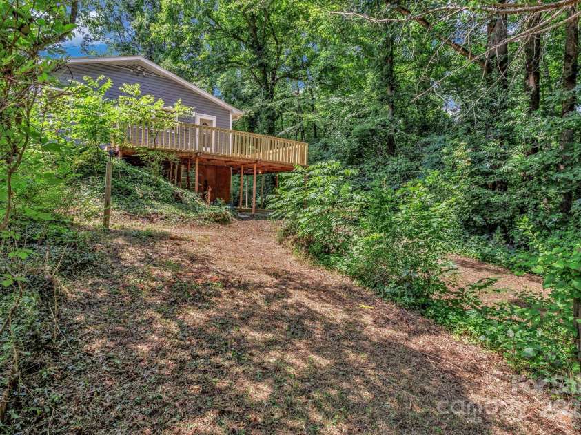 254 Wildwood Terrace, Marion, NC 28752.  MLS# CAR4276197, YatesRealty ID 23057. 