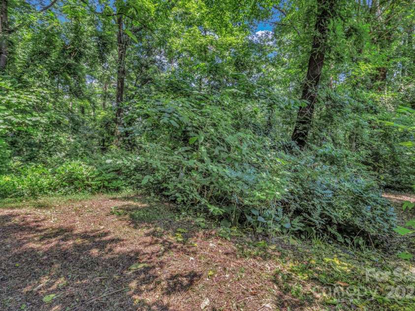 254 Wildwood Terrace, Marion, NC 28752.  MLS# CAR4276197, YatesRealty ID 23057. 