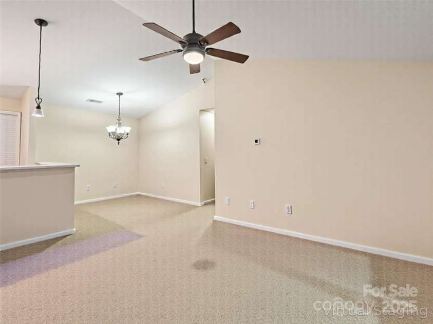 131 Morningside Lane, Hendersonville, NC 28792.  MLS# CAR4276321, YatesRealty ID 23059. 