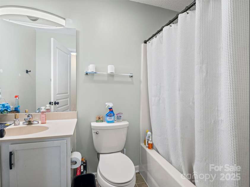 131 Morningside Lane, Hendersonville, NC 28792.  MLS# CAR4276321, YatesRealty ID 23059. 