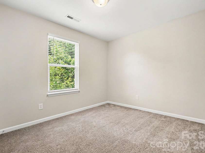 6532 Pennacook Drive, Charlotte, NC 28214.  MLS# CAR4382292, YatesRealty ID 23059. 