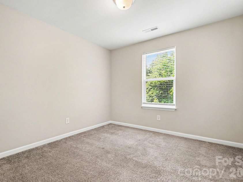 6532 Pennacook Drive, Charlotte, NC 28214.  MLS# CAR4382292, YatesRealty ID 23059. 
