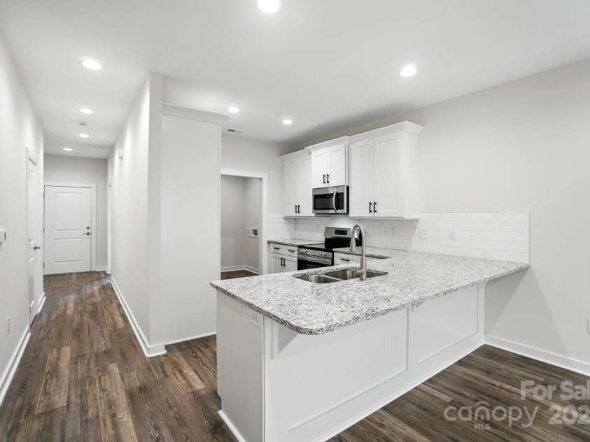 1530 29th Street, Hickory, NC 28602.  MLS# CAR4300655, YatesRealty ID 2306. 