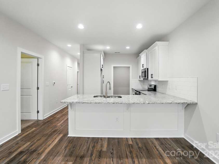 1530 29th Street, Hickory, NC 28602.  MLS# CAR4300655, YatesRealty ID 2306. 