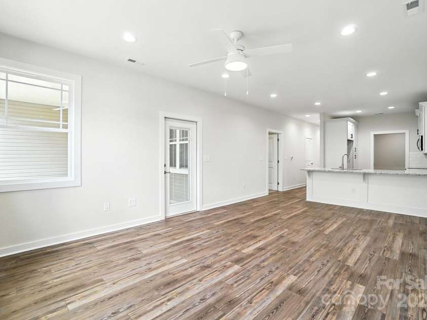 1530 29th Street, Hickory, NC 28602.  MLS# CAR4300655, YatesRealty ID 2306. 