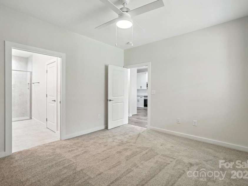 1530 29th Street, Hickory, NC 28602.  MLS# CAR4300655, YatesRealty ID 2306. 