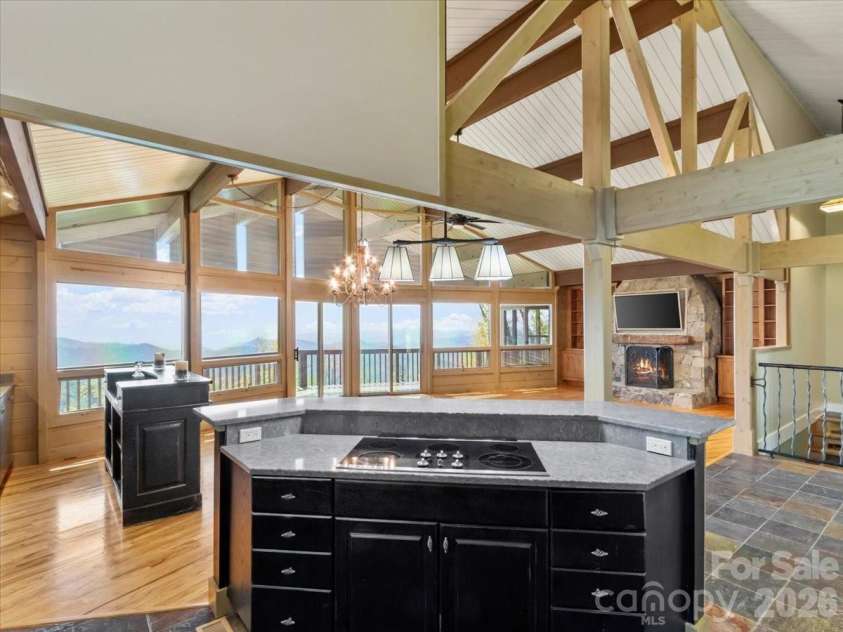 218 Slickrock Road, Burnsville, NC 28714.  MLS# CAR4377114, YatesRealty ID 23061. KITCHEN ISLAND