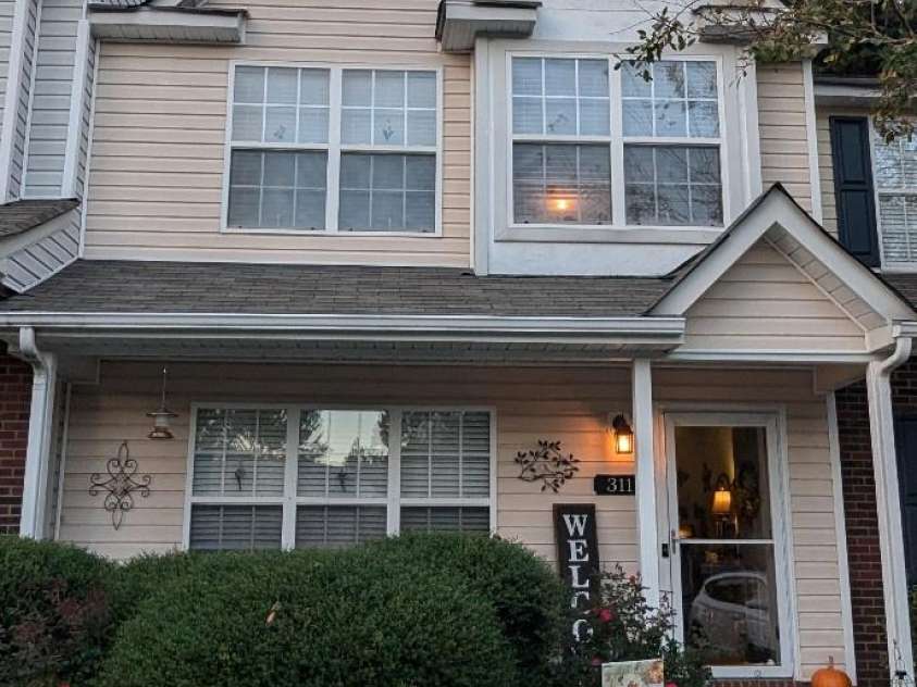 311 Wilkes Place Drive, Fort Mill, SC 29715.  MLS# CAR4276333, YatesRealty ID 23064. 