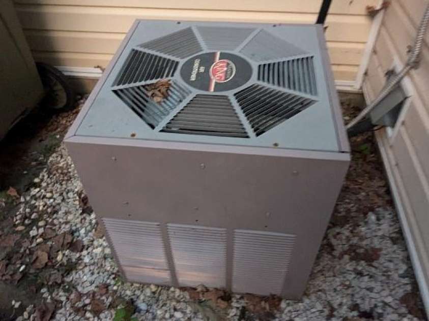 311 Wilkes Place Drive, Fort Mill, SC 29715.  MLS# CAR4276333, YatesRealty ID 23064. 