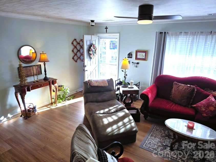 311 Wilkes Place Drive, Fort Mill, SC 29715.  MLS# CAR4276333, YatesRealty ID 23064. 