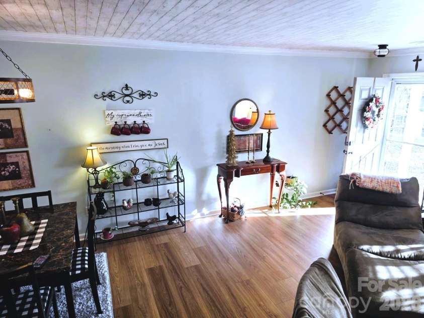 311 Wilkes Place Drive, Fort Mill, SC 29715.  MLS# CAR4276333, YatesRealty ID 23064. 