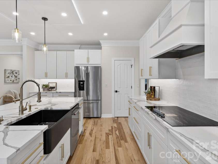 9200 Rock Water Court, Waxhaw, NC 28173.  MLS# CAR4352369, YatesRealty ID 23064. 