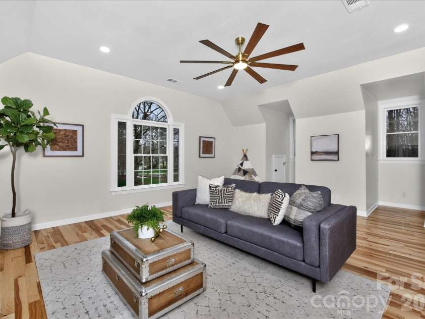 9200 Rock Water Court, Waxhaw, NC 28173.  MLS# CAR4352369, YatesRealty ID 23064. 