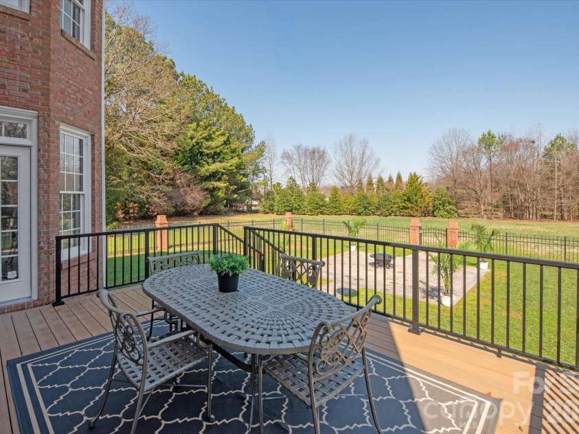 9200 Rock Water Court, Waxhaw, NC 28173.  MLS# CAR4352369, YatesRealty ID 23064. 