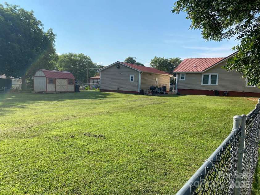 4303 Grier Street, Gastonia, NC 28056.  MLS# CAR4276488, YatesRealty ID 23065. 