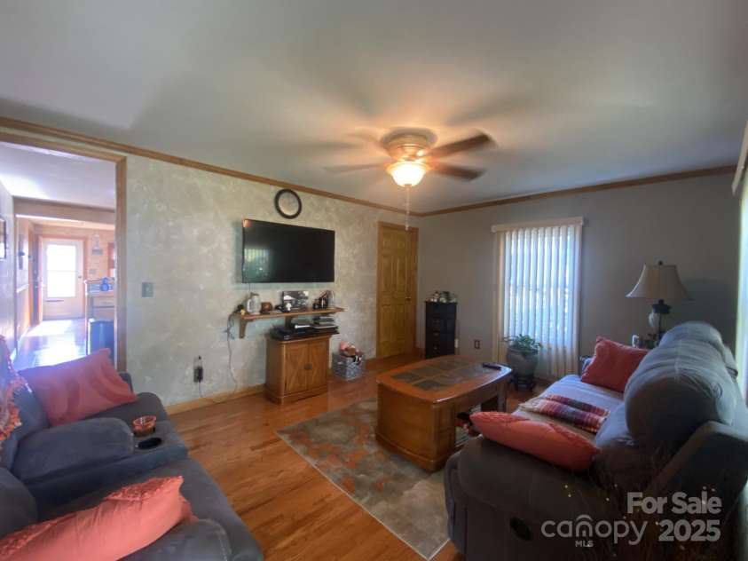 4303 Grier Street, Gastonia, NC 28056.  MLS# CAR4276488, YatesRealty ID 23065. 