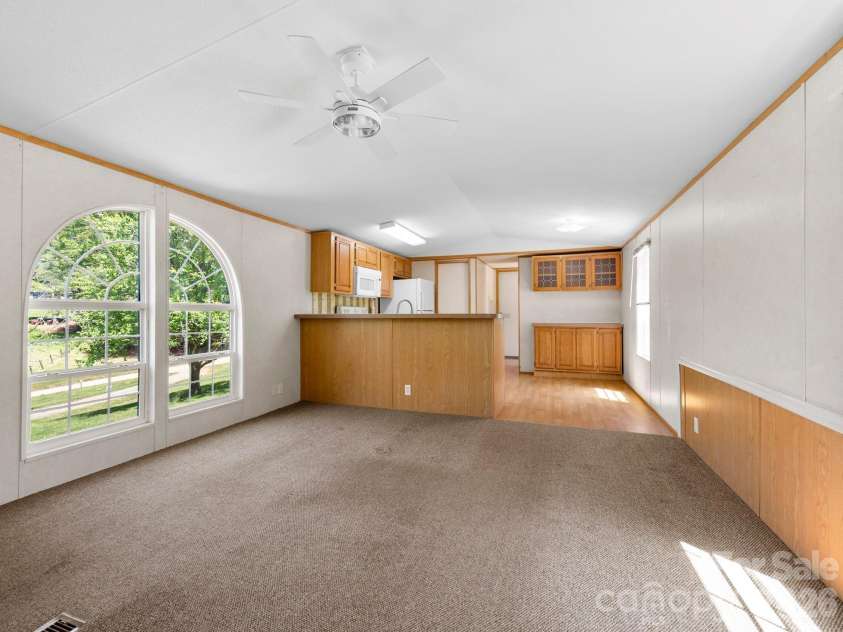 111 Otter Ridge Drive, Leicester, NC 28748.  MLS# CAR4378158, YatesRealty ID 23068. Living Room