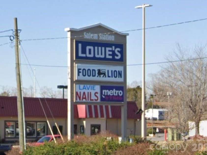 2312 Magnolia Place, Morganton, NC 28655.  MLS# CAR4336735, YatesRealty ID 2307. 