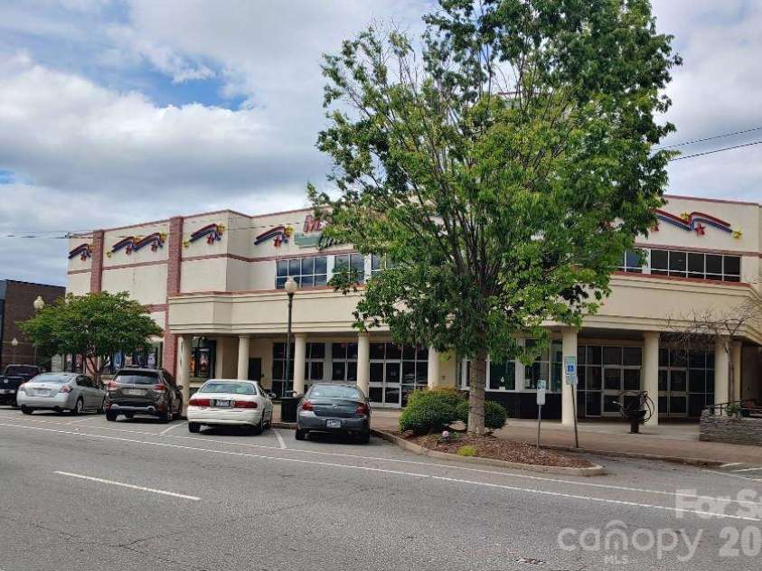 2312 Magnolia Place, Morganton, NC 28655.  MLS# CAR4336735, YatesRealty ID 2307. 