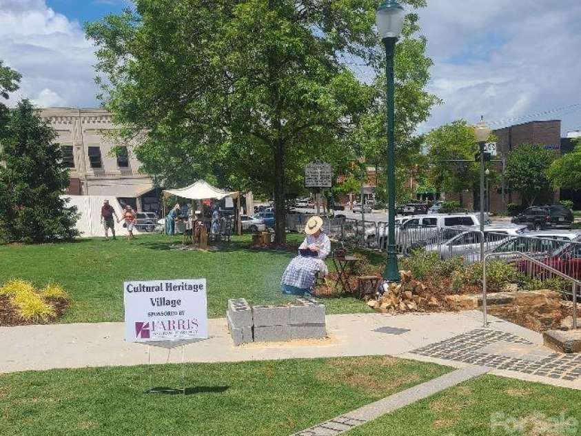 2312 Magnolia Place, Morganton, NC 28655.  MLS# CAR4336735, YatesRealty ID 2307. 