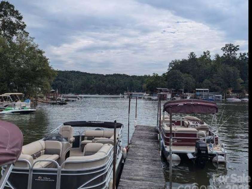 2312 Magnolia Place, Morganton, NC 28655.  MLS# CAR4336735, YatesRealty ID 2307. Views of lake jame